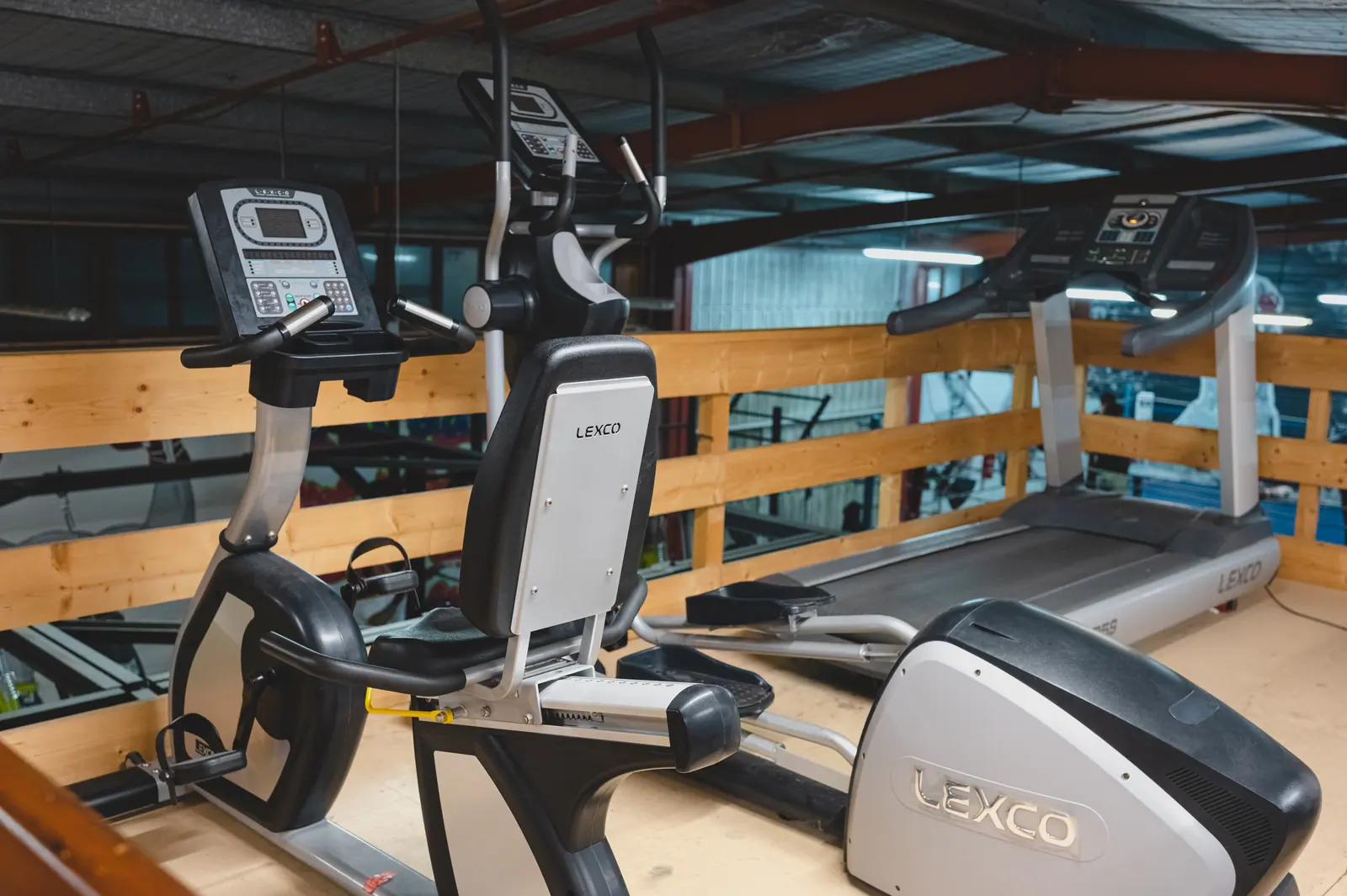 L’espace cardio du Boxing Center Ramonville, vélos et tapis